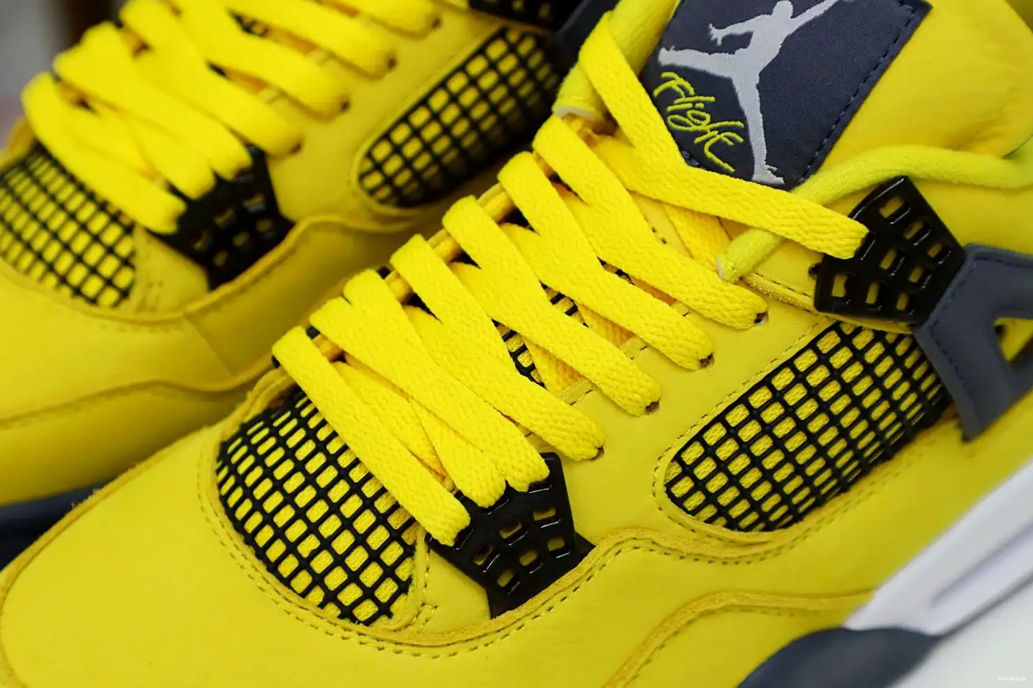 RETRO 4 Kimikick 2021 'LIGHTNING' AIR AIR JORDAN JORDAN 0513